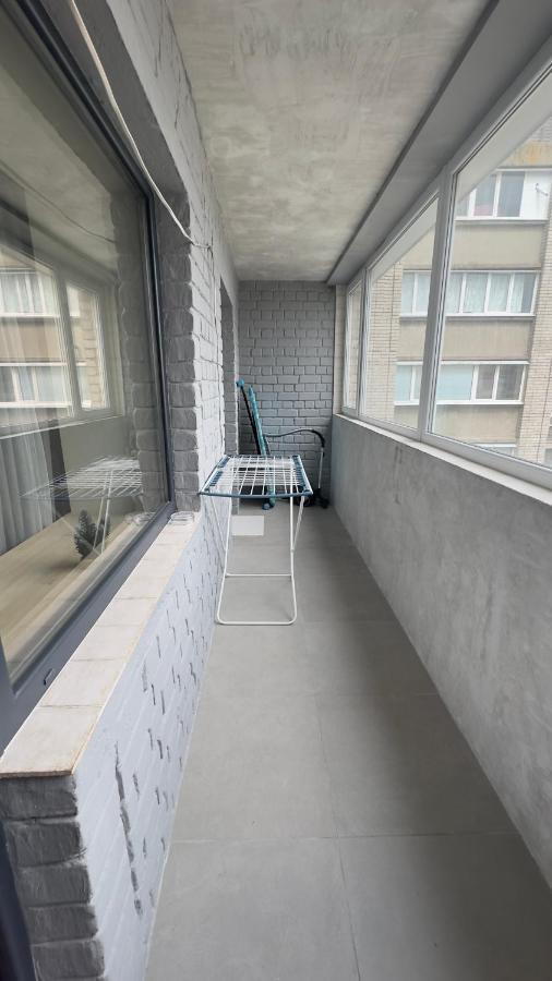 2 Room Modern Apartment View Dnipro Extérieur photo