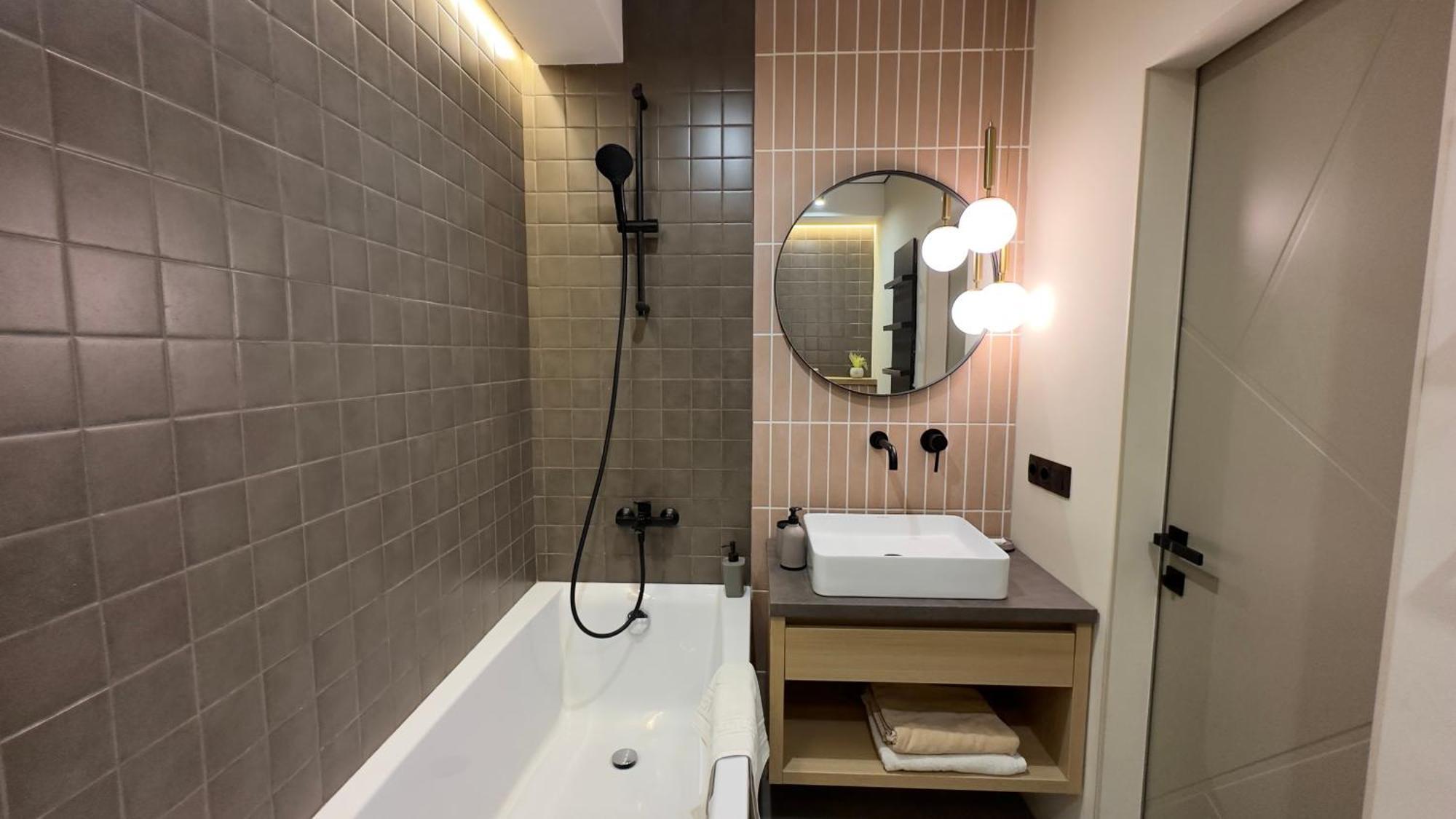2 Room Modern Apartment View Dnipro Extérieur photo